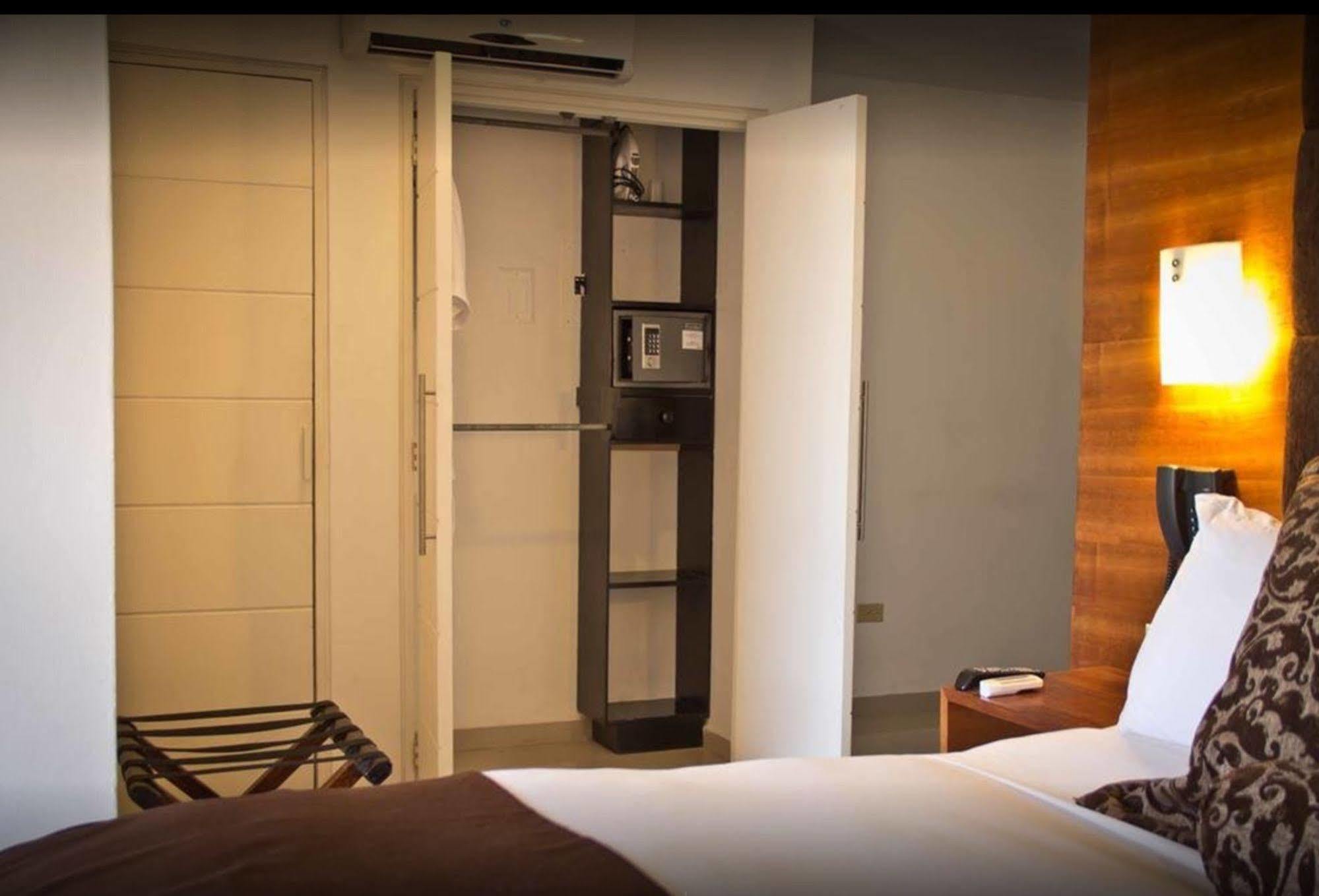 Minister Business Hotel Tegucigalpa Exterior photo